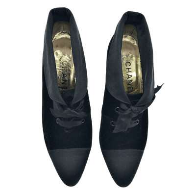 Vintage 2025 chanel shoes