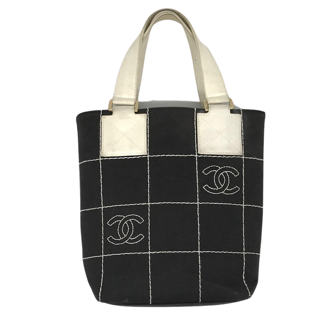 【CHANEL】シャネルヴィンテージトートバッグ★vintage tote bag Vintage Chanel CC Chain Shopping Tote Bag Black Lambskin